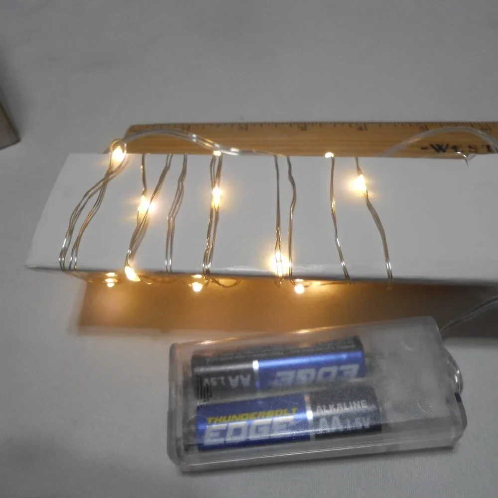 NEW BOX FAIRY LIGHTS 6FT WARM WHITE w/ BATTERY & ON/OFF SWITCH 20 LIGHTS 🔥